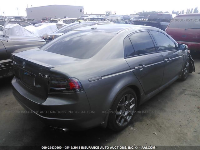 19UUA76557A040431 - 2007 ACURA TL TYPE S GRAY photo 4