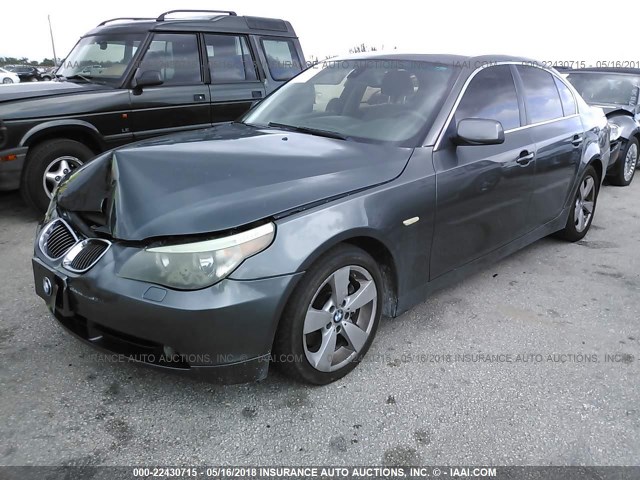 WBANF33597CW70147 - 2007 BMW 525 XI Մոխրագույն լուսանկար 2
