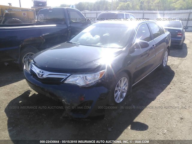 4T1BK1FK0CU524484 - 2012 TOYOTA CAMRY SE/XLE BLACK photo 2