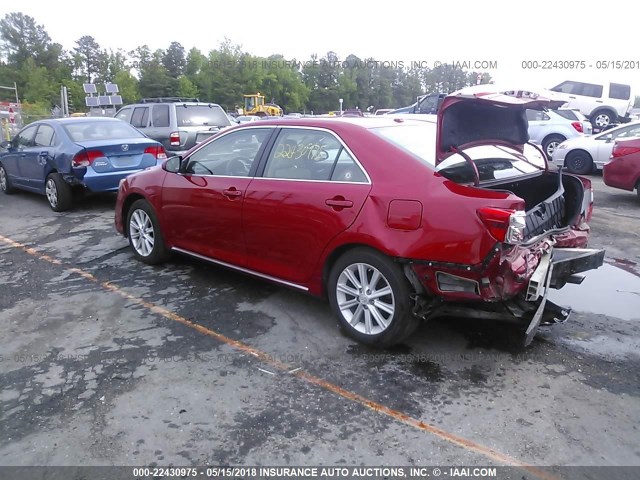 4T1BF1FK9EU864269 - 2014 TOYOTA CAMRY L/SE/LE/XLE RED photo 3