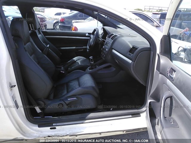 WVWEV71K96W079268 - 2006 VOLKSWAGEN NEW GTI WHITE photo 5