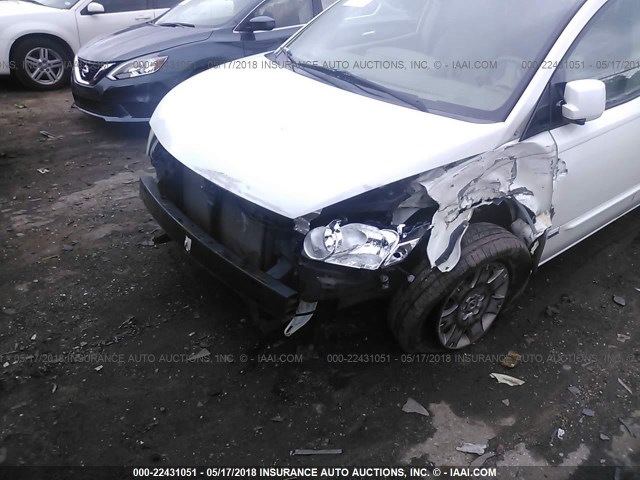 5N1BV28U66N126982 - 2006 NISSAN QUEST S/SE/SL WHITE photo 6