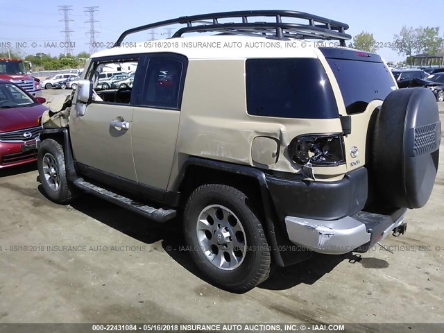 JTEBU4BF8CK121336 - 2012 TOYOTA FJ CRUISER TAN photo 3