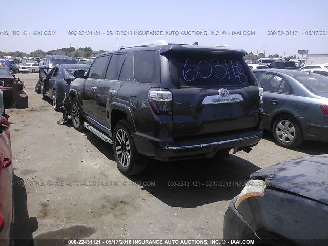 JTEBU5JRXG5305148 - 2016 TOYOTA 4RUNNER SR5 PREM/LTDL/TRAIL/TRD GRAY photo 3