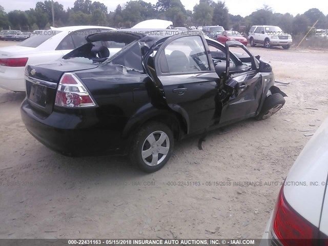 KL1TD56678B240695 - 2008 CHEVROLET AVEO LS BLACK photo 4