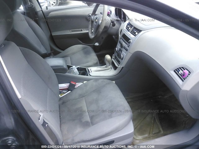 1G1ZB5EB9AF307988 - 2010 CHEVROLET MALIBU LS GRAY photo 5