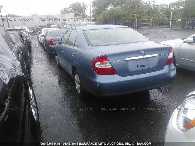 4T1BE32K14U917789 - 2004 TOYOTA CAMRY LE/XLE/SE ღია ლურჯი ფოტო 3