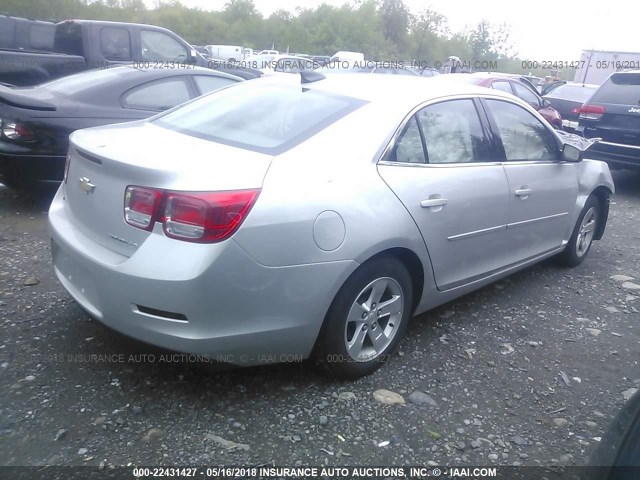 1G11B5SL1FF210124 - 2015 CHEVROLET MALIBU LS 银色 照片 4