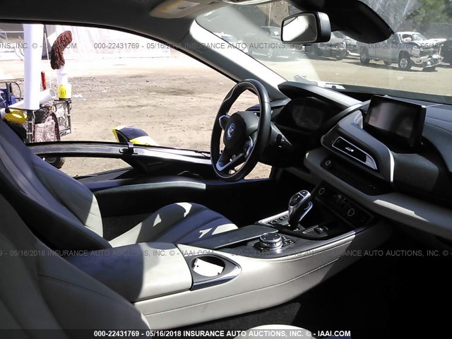 WBY2Z2C56GV675459 - 2016 BMW I8 WHITE photo 5