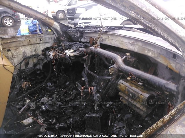 YV1RS61T442376279 - 2004 VOLVO S60 فضي صورة 5