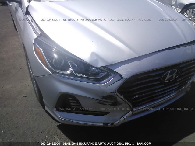 5NPE34AF7JH608142 - 2018 HYUNDAI SONATA SPORT/LIMITED SILVER photo 6