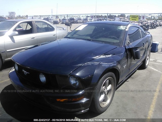 1ZVHT82H765260531 - 2006 FORD MUSTANG GT BLACK photo 2