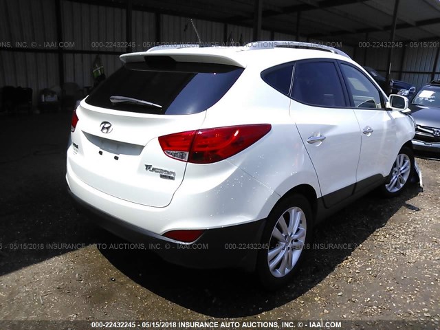 KM8JU3AC7BU119125 - 2011 HYUNDAI TUCSON GLS/LIMITED WHITE photo 4