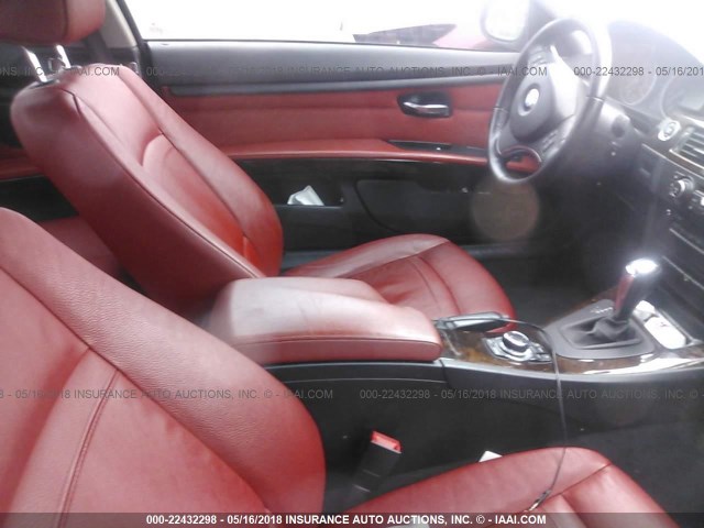 WBAKF9C51BE261837 - 2011 BMW 335 XI GRAY photo 5