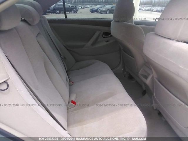 4T4BF3EK0BR103273 - 2011 TOYOTA CAMRY SE/LE/XLE 绿色 照片 8