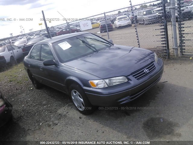 4T1BF22K7VU031646 - 1997 TOYOTA CAMRY CE/LE/XLE GRAY photo 1