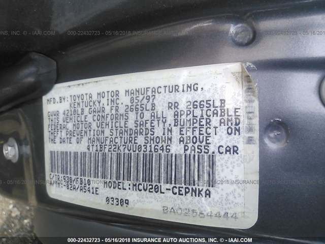 4T1BF22K7VU031646 - 1997 TOYOTA CAMRY CE/LE/XLE GRAY photo 9