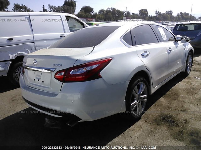 1N4BL3AP5HC233868 - 2017 NISSAN ALTIMA 3.5SL/3.5 SR WHITE photo 4