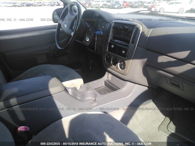 1FMZU73K24UA59546 - 2004 FORD EXPLORER XLT/XLT SPORT/NBX 红色 照片 5