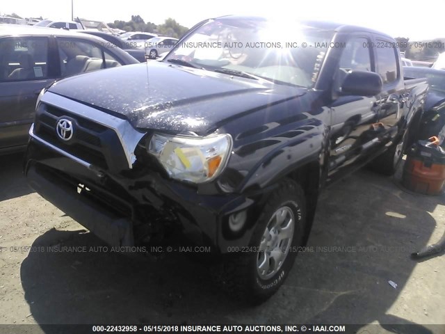 5TFLU4EN6DX067390 - 2013 TOYOTA TACOMA DOUBLE CAB შავი ფოტო 2