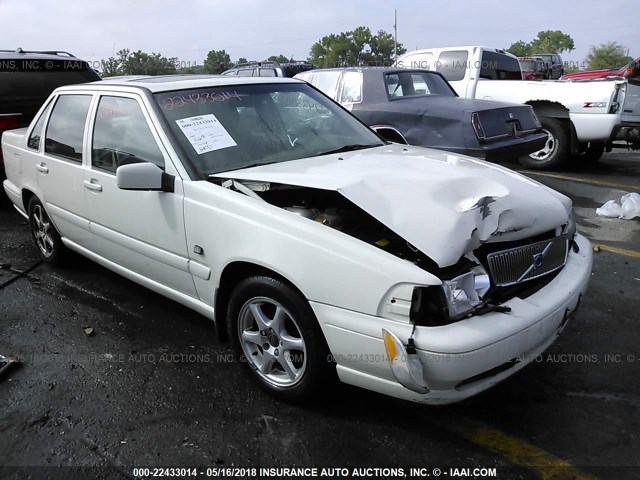 YV1LS61J4Y2652180 - 2000 VOLVO S70 SE WHITE photo 1