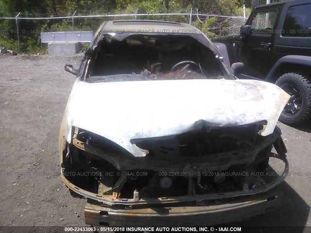 4T1BE32K93U647533 - 2003 TOYOTA CAMRY LE/XLE/SE ოქროსფერი ფოტო 6