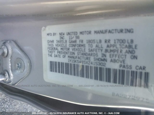 1Y1SK5485XZ415302 - 1999 CHEVROLET GEO PRIZM LSI SILVER photo 9