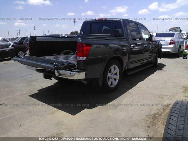 1N6BA0ED8BN322535 - 2011 NISSAN TITAN S/SV/SL/PRO-4X GRAY photo 4