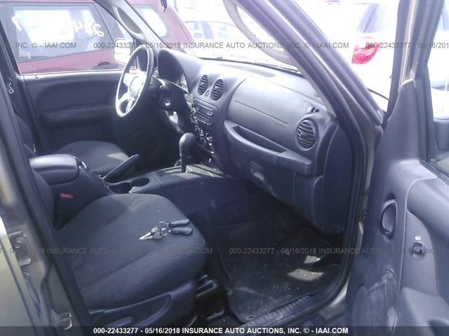 1J4GL48K54W274133 - 2004 JEEP LIBERTY SPORT 棕色 照片 5