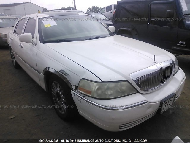 2LNHM82V48X640946 - 2008 LINCOLN TOWN CAR SIGNATURE LIMITED WHITE photo 1