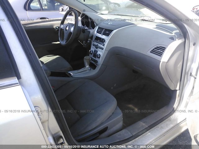 1G1ZA5EU0BF208871 - 2011 CHEVROLET MALIBU LS SILVER photo 5