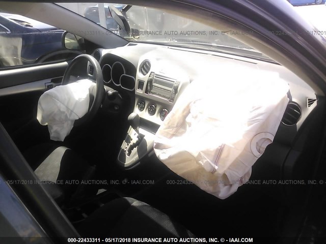 2T1KU40E89C015428 - 2009 TOYOTA COROLLA MATRIX  GRAY photo 5