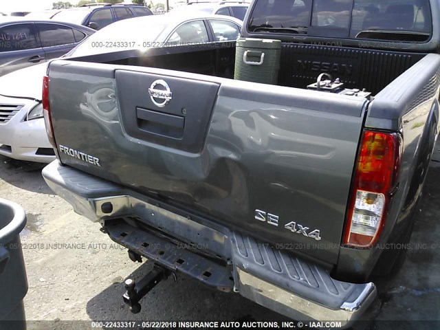 1N6AD06W07C431741 - 2007 NISSAN FRONTIER KING CAB LE/SE/OFF ROAD GRAY photo 6