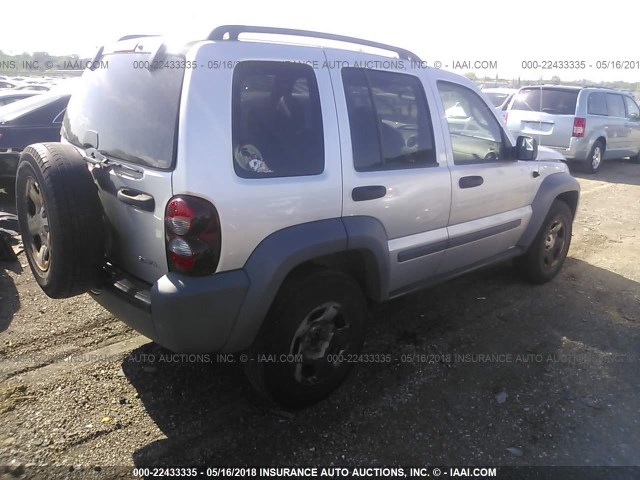 1J4GL48K05W614838 - 2005 JEEP LIBERTY SPORT SILVER photo 4