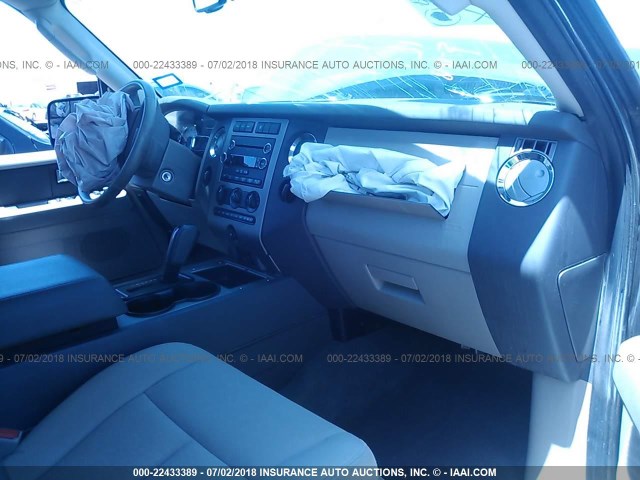 1FMJU1J58EEF59374 - 2014 FORD EXPEDITION XLT/KING RANCH GRAY photo 5