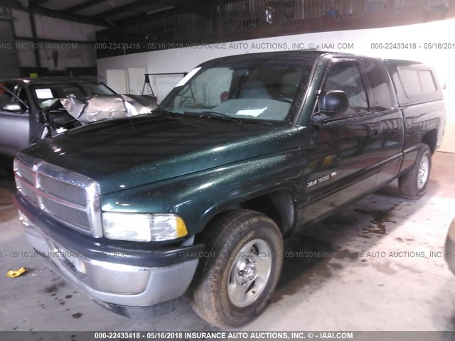 3B7HC13Z4YG118568 - 2000 DODGE RAM 1500 GREEN photo 2