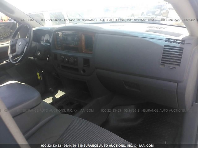 1D7KS28C96J206374 - 2006 DODGE RAM 2500 ST/SLT GRAY photo 5