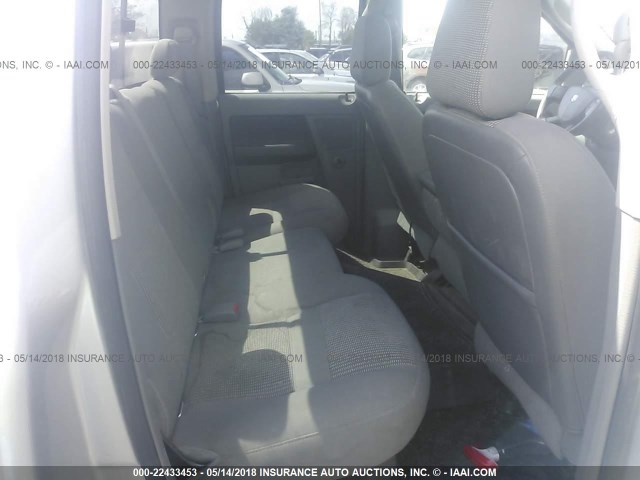 1D7KS28C96J206374 - 2006 DODGE RAM 2500 ST/SLT 灰色 照片 8