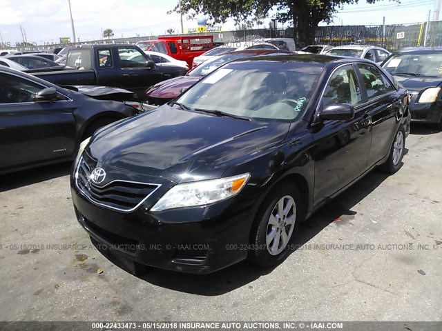 4T4BF3EK7BR152891 - 2011 TOYOTA CAMRY SE/LE/XLE BLACK photo 2