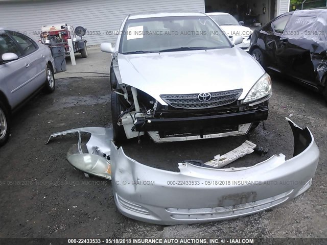 4T1BE32K72U626274 - 2002 TOYOTA CAMRY LE/XLE/SE SILVER photo 6