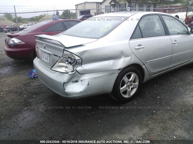 4T1BE32K54U265792 - 2004 TOYOTA CAMRY LE/XLE/SE ვერცხლისფერი ფოტო 6