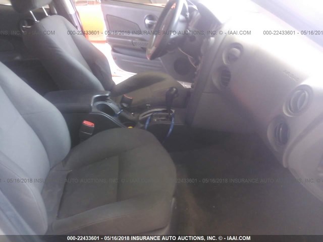 2G2WP522751185309 - 2005 PONTIAC GRAND PRIX SILVER photo 5