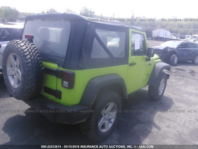 1C4AJWAG2DL569243 - 2013 JEEP WRANGLER SPORT GREEN photo 4