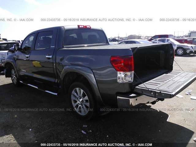 5TFFY5F14CX126227 - 2012 TOYOTA TUNDRA CREWMAX LIMITED GRAY photo 3