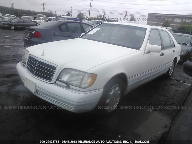 WDBGA33E0SA191662 - 1995 MERCEDES-BENZ S 320 WHITE photo 2