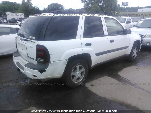 1GNDS13S042426416 - 2004 CHEVROLET TRAILBLAZER LS/LT WHITE photo 4