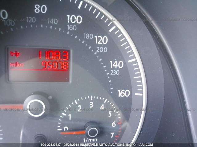 3VWPW3AG6AM013406 - 2010 VOLKSWAGEN NEW BEETLE 白色 照片 7