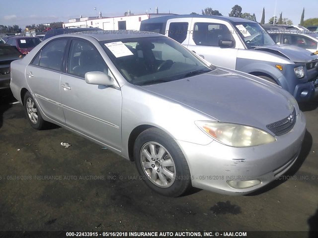 4T1BE32K14U852684 - 2004 TOYOTA CAMRY LE/XLE/SE ვერცხლისფერი ფოტო 1