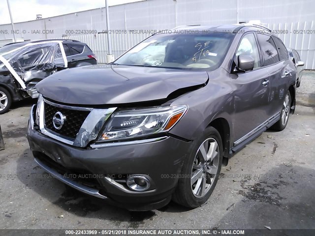 5N1AR2MM9EC730333 - 2014 NISSAN PATHFINDER S/SV/SL/PLATINUM GRAY photo 2