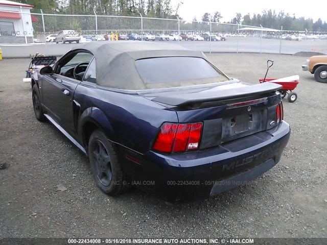 1FAFP44442F116382 - 2002 FORD MUSTANG BLUE photo 3